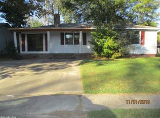 3109 Tulip St, Pine Bluff, AR 71603