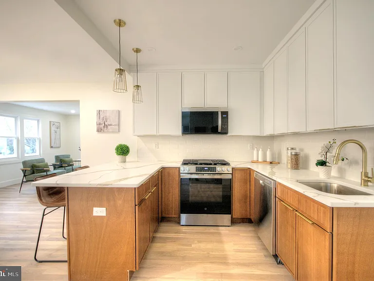 123 Park Ave — Photo 11
