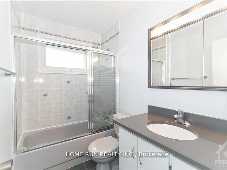 39 Epworth Ave — Photo 18