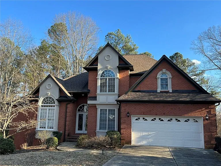 2476 Sewell Mill Rd — Photo 2