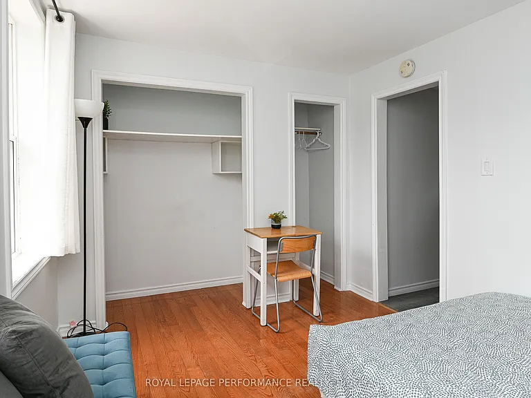 123 Pamilla St W #2 — Photo 12