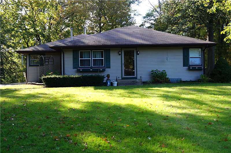 1st image of 2827 Cassell Dr