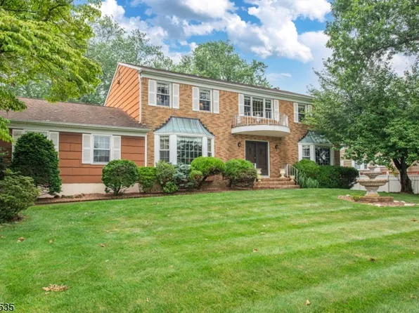21 Bates Dr, Fairfield Twp., NJ 07004