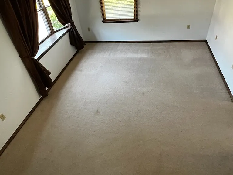 915 Southgate Dr #13 — Photo 9