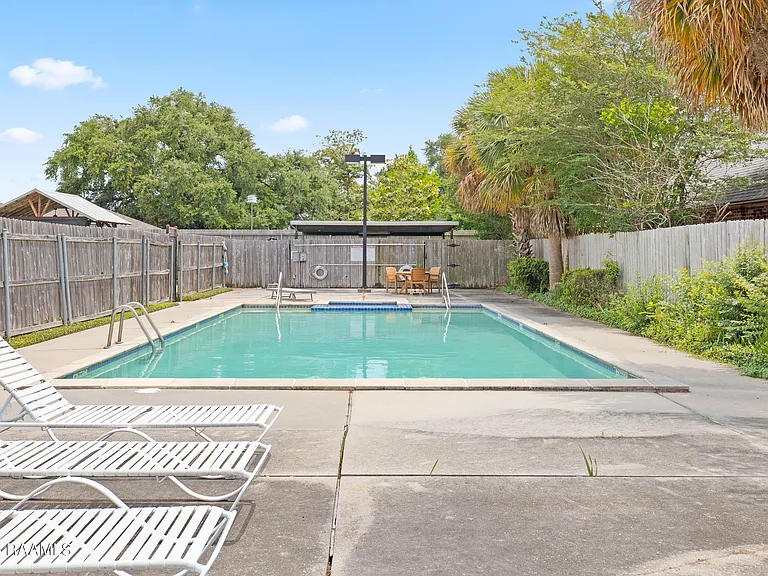 416 Doucet Rd #5F — Photo 3