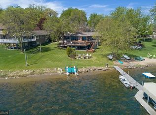 9286 Bavaria Beach Rd, Chaska, MN 55318