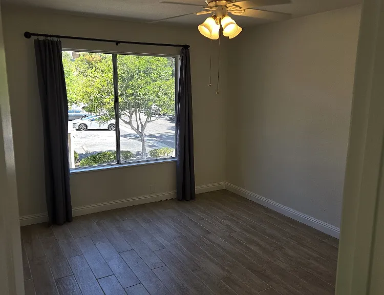 3523 Caminito Sierra #301 — Photo 4