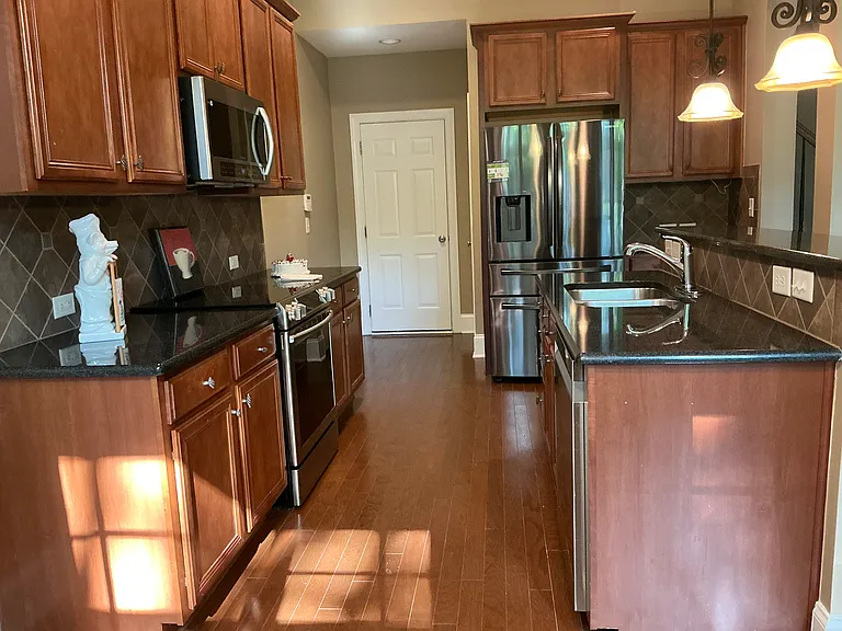 114 Sunstone Dr — Photo 11
