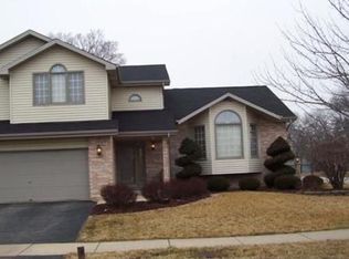 22804 Lawndale Ave, Richton Park, IL 60471