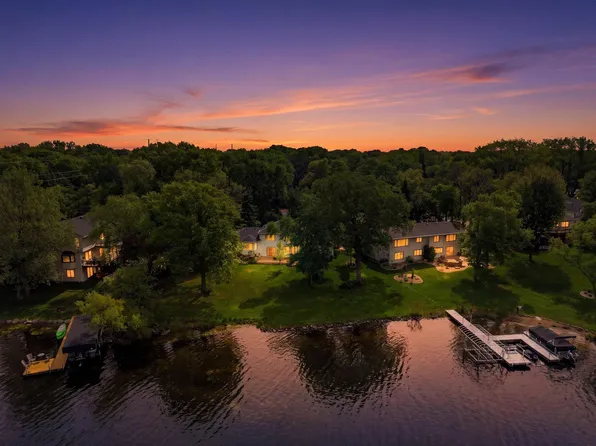 7263 Pineview Ln N, Maple Grove, MN 55369