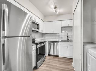 Solara, Phoenix, AZ 85033