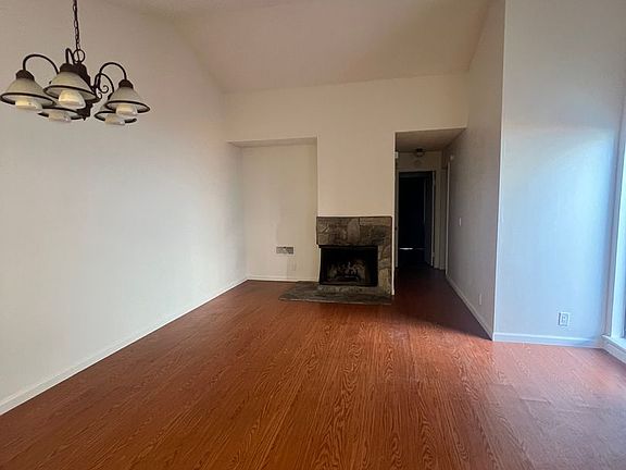 3rd image of 7223 Winterwillow Ct
