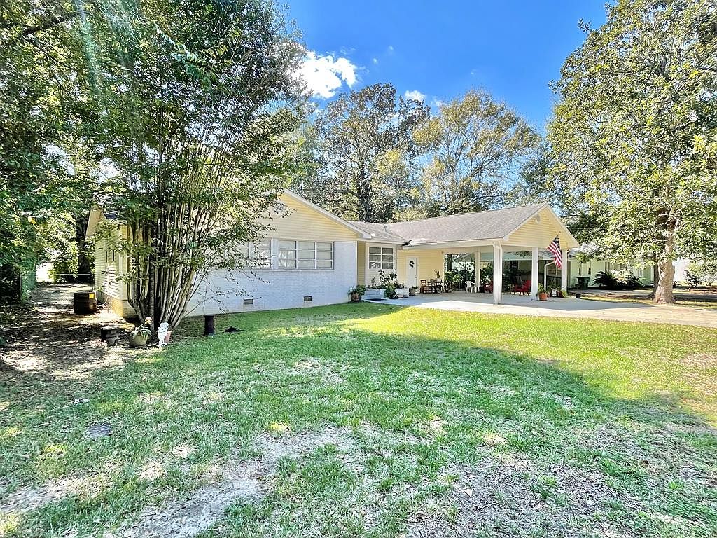 305 3rd Ave, Picayune, MS 39466 MLS 178805 Zillow