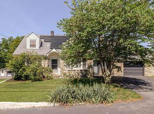 37 Harry Howard Ave, Hudson, NY 12534