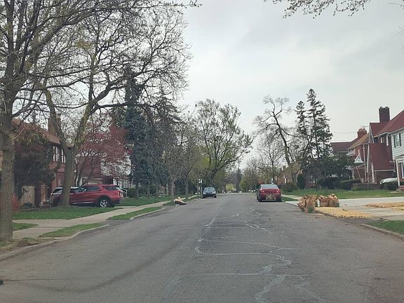 4th image of 20160 Warrington Dr