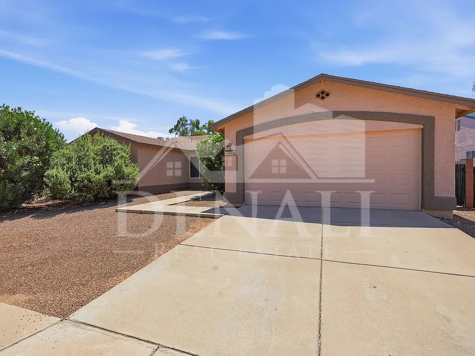 10008 E Moonstruck Way