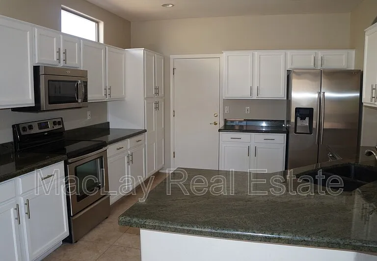 203 W Cedar Dr — Photo 12