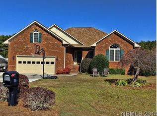 102 Owls Nest Ct, New Bern, NC 28562