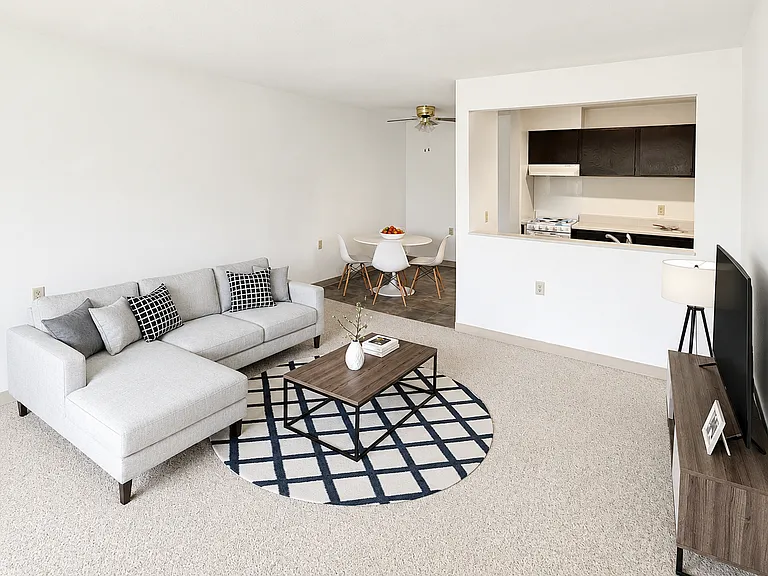 Whispering Pines Apartments — Photo 1