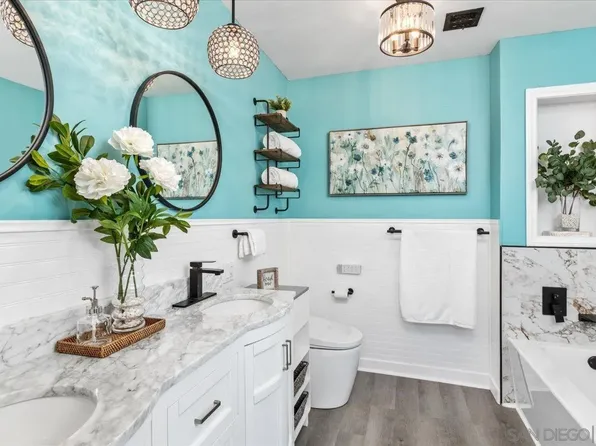7008 San Bartolo St #27, Carlsbad, CA 92011