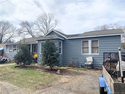 16 Knoll Ave, Milford, CT, 06460