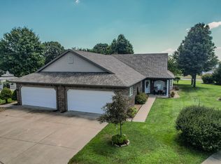 1118 Stonebriar Pl, Bolivar, MO 65613