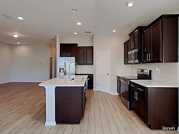 5th image of 15662 Chir Pine Dr