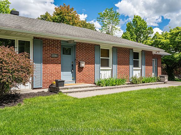 4th image of 2201 Braeside Ave
