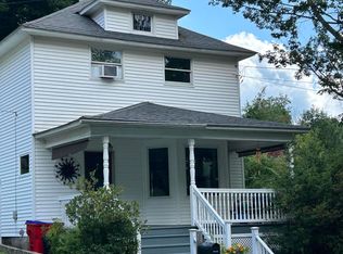 128 E Garfield Ave, Carbondale, PA 18407
