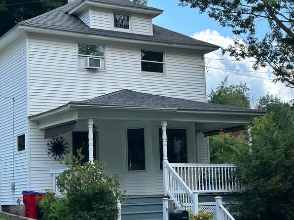 128 E Garfield Ave, Carbondale, PA 18407