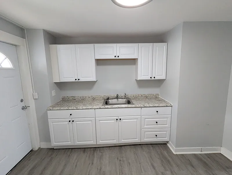 1 bed, 1.0 bath, $1,150 — Photo 2