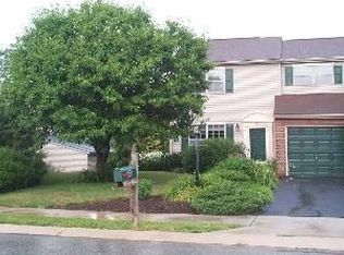 3435 Glen Hollow Dr, Dover, PA 17315