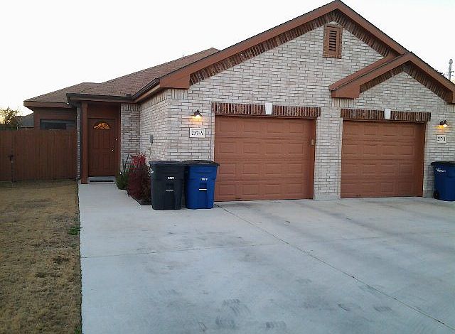 2nd image of 237 Anne Louise Dr