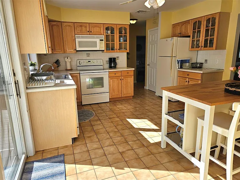 3650 Bay Shore Rd — Photo 19