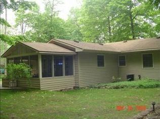 1570 Horseshoe Cir, Saginaw, MI 48609