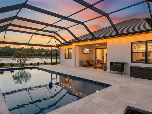 2302 Grenadines WAY, NAPLES, FL 34120