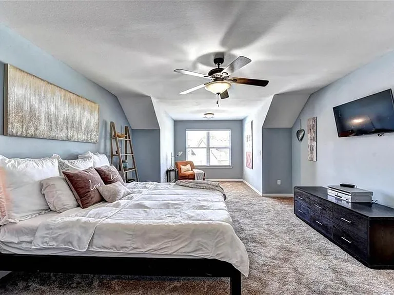 20 Oakmont Dr — Photo 13