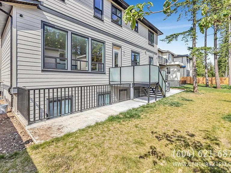 20264 27a Ave #UPPER — Photo 40