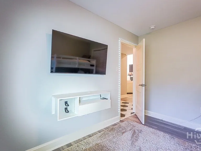 53 Village Green Cir — Photo 25