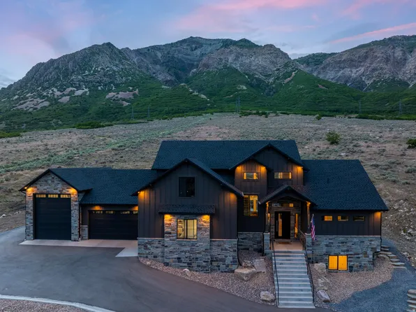 802 E Nebo Ave, North Ogden, UT 84414