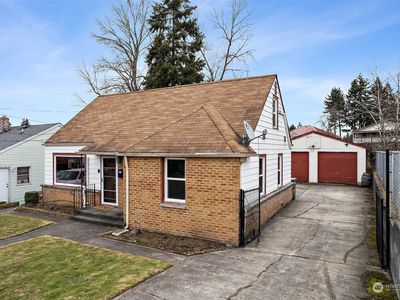 12052 75th Avenue S, Seattle, WA, 98178