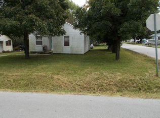 826 N Locust St, Buffalo, MO 65622