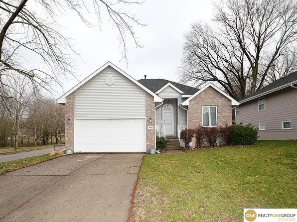9548 Sprague St, Omaha, NE 68134