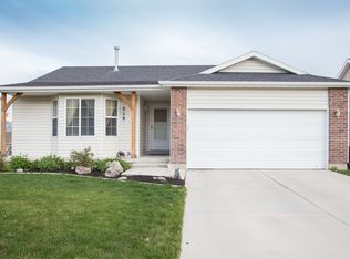 259 W Raspberry Dr, Saratoga Springs, UT 84045