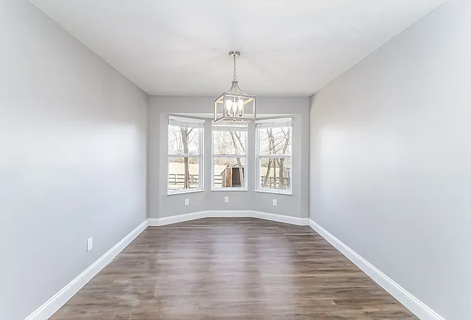 410 Princeton Dr — Photo 7