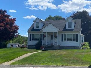 371 Howe St, Methuen, MA 01844