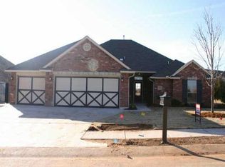 2908 Ash Grv, Edmond, OK 73003