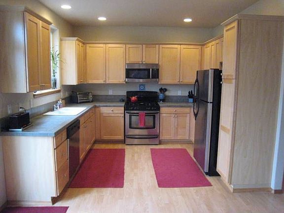 Spacious Kitchen
