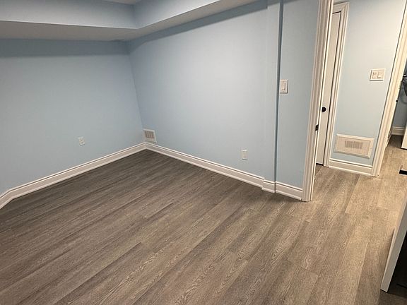 5th image of 1258 Vanrose St #Basement