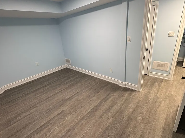 1258 Vanrose St #BASEMENT — Photo 5